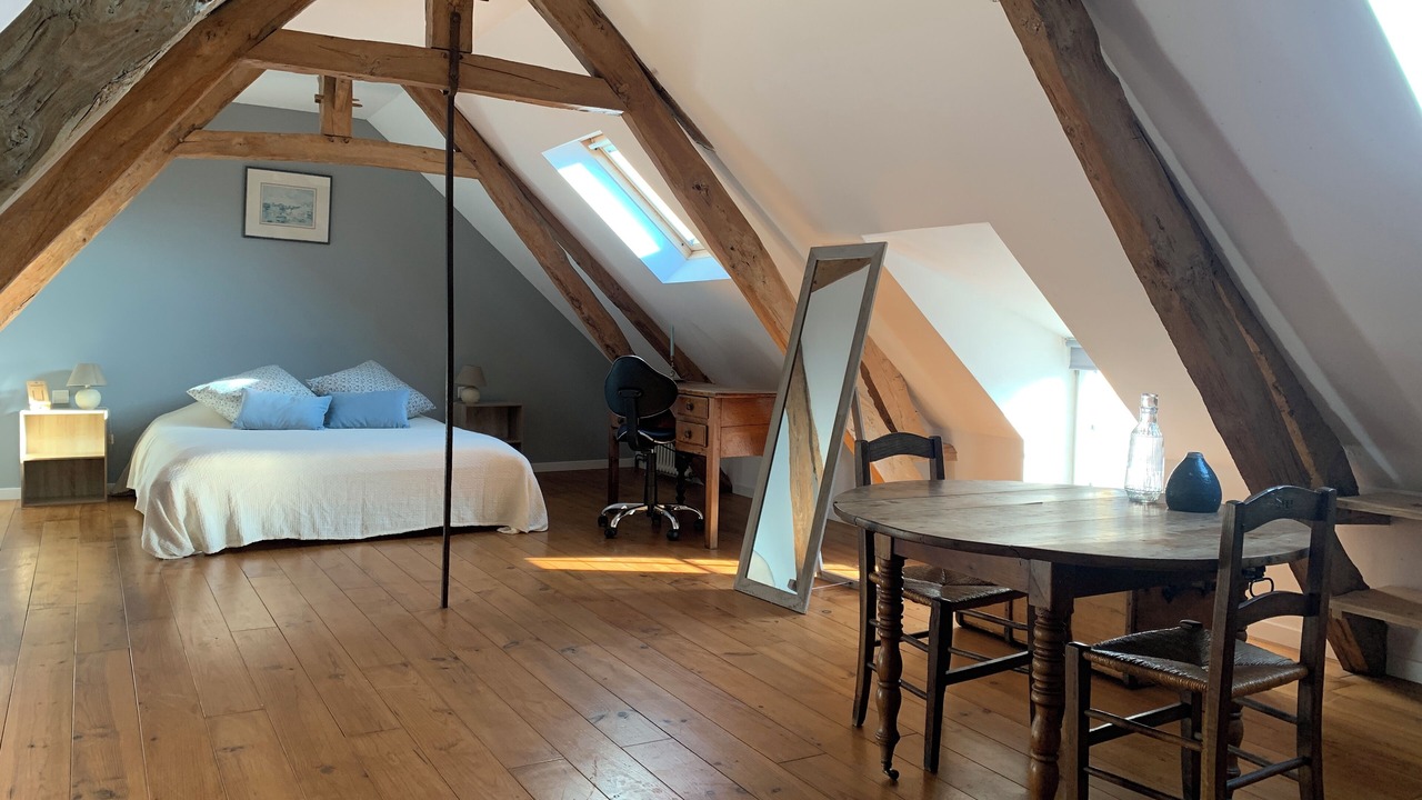 Photo of Bedroom in Lingevres