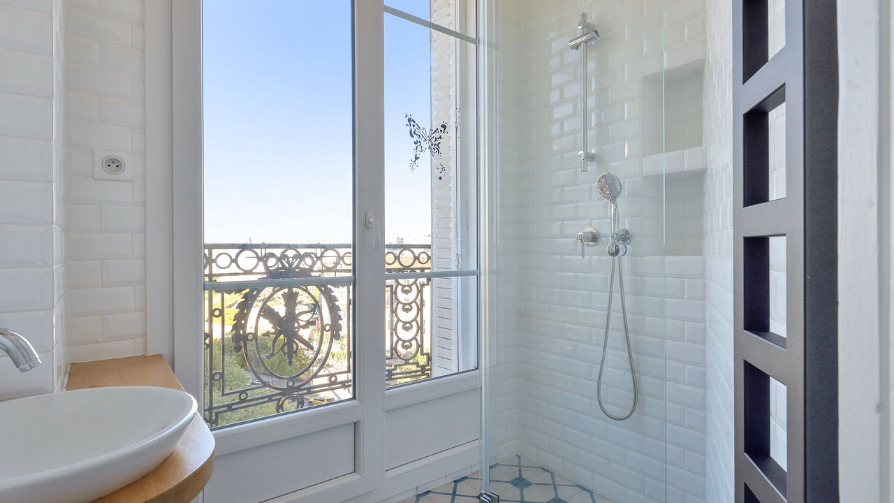 Photo of Bathroom in Quartier de la Salpetriere