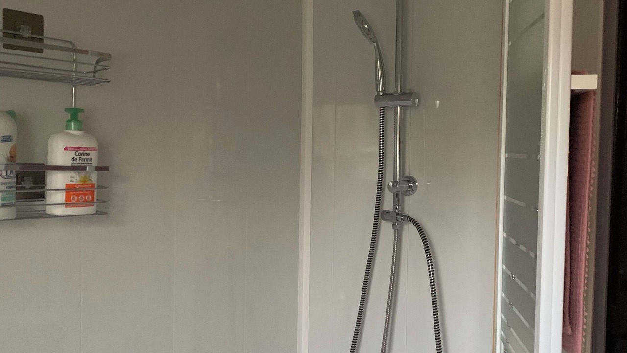 Photo of Bathroom in Trie-Chateau