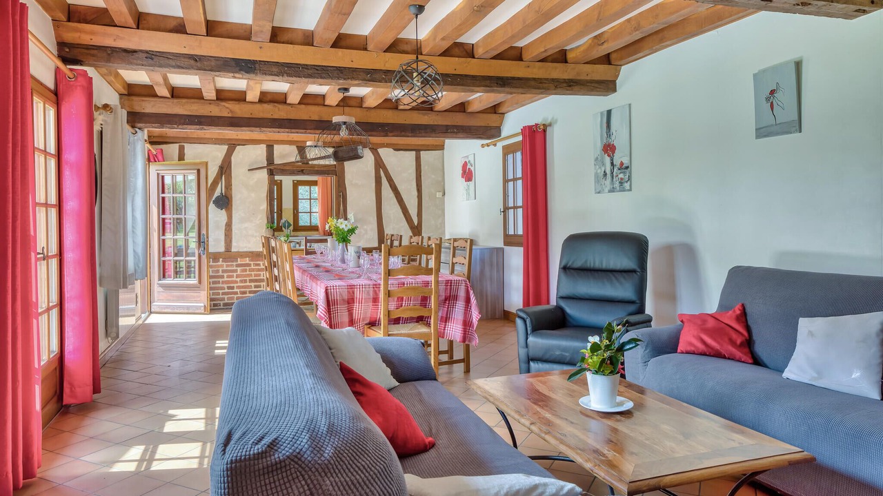 Photo of Bedroom in Saint-Etienne-l'Allier