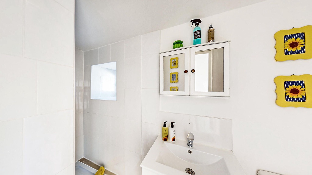 Photo of Bathroom in Oradour-Fanais