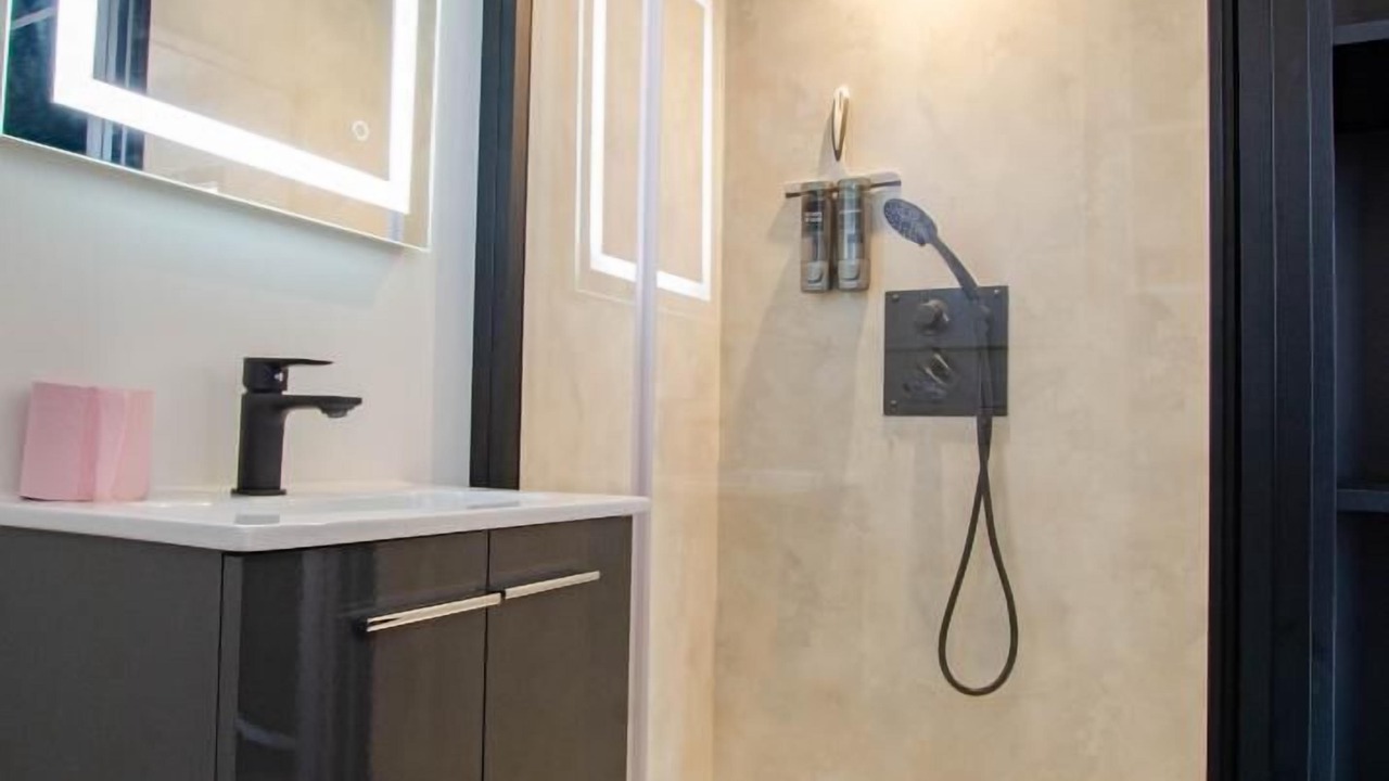 Photo of Bathroom in Arsonval