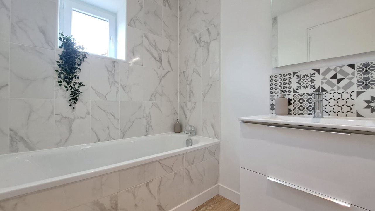 Photo of Bathroom in Berru