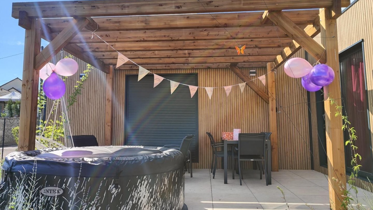 Photo of Outdoor in Arsonval