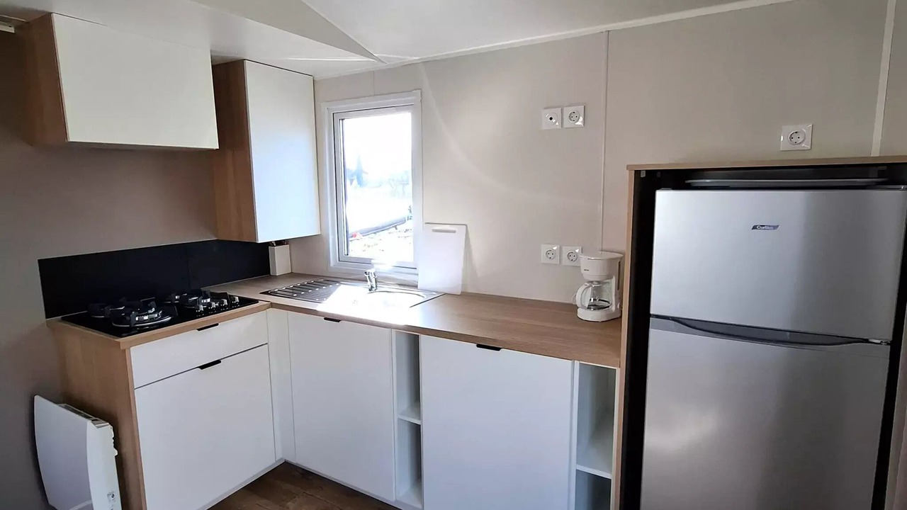 Photo of Kitchen in Long