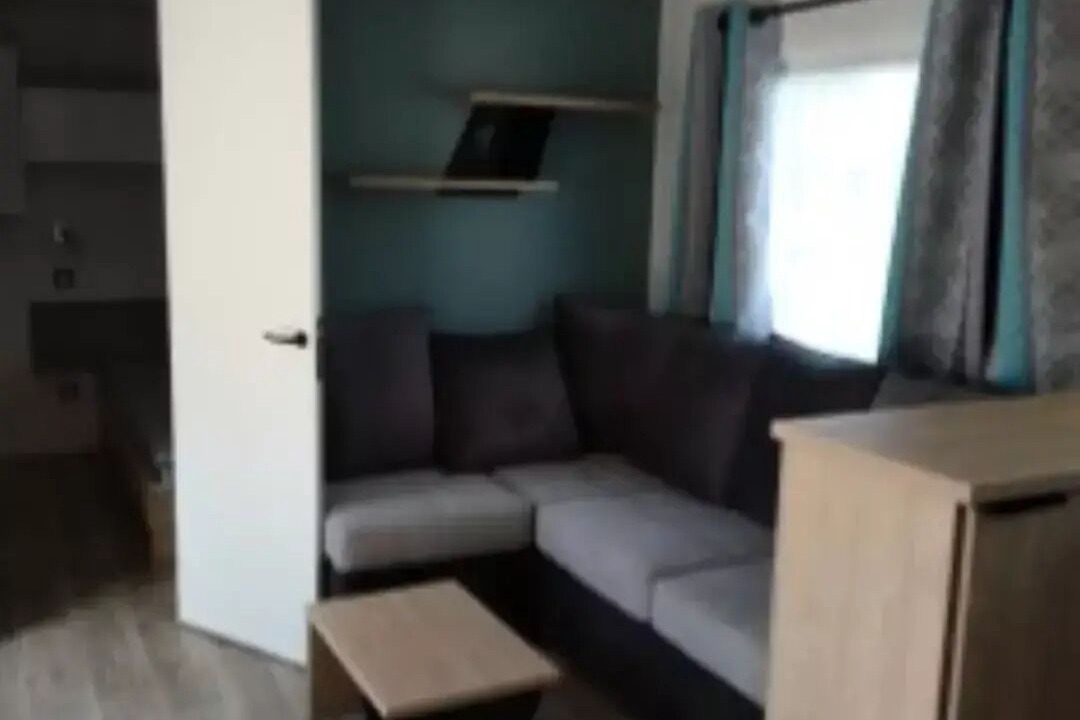 Photo of Livingroom in Long