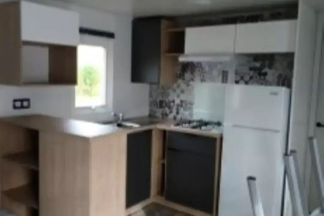 Photo of Kitchen in Long