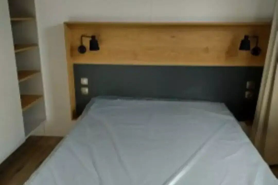 Photo of Bedroom in Long
