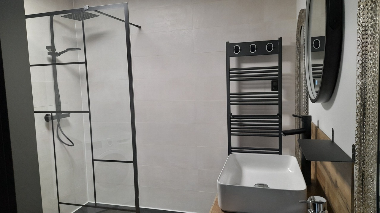 Photo of Bathroom in Ailly-sur-Noye