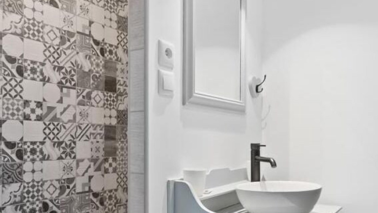 Photo of Bathroom in Forges-les-Eaux