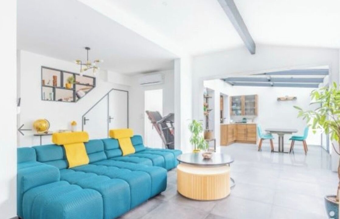 Photo of Livingroom in Port-Aviation