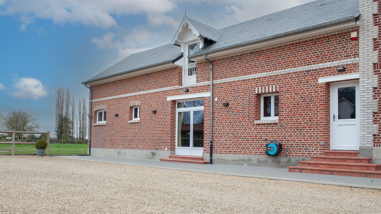 Photo of Outdoor in Damery