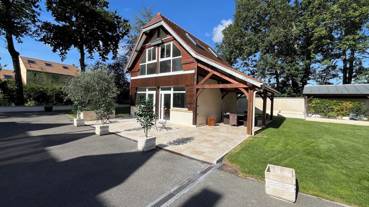 Photo of Outdoor in Vert-le-Grand