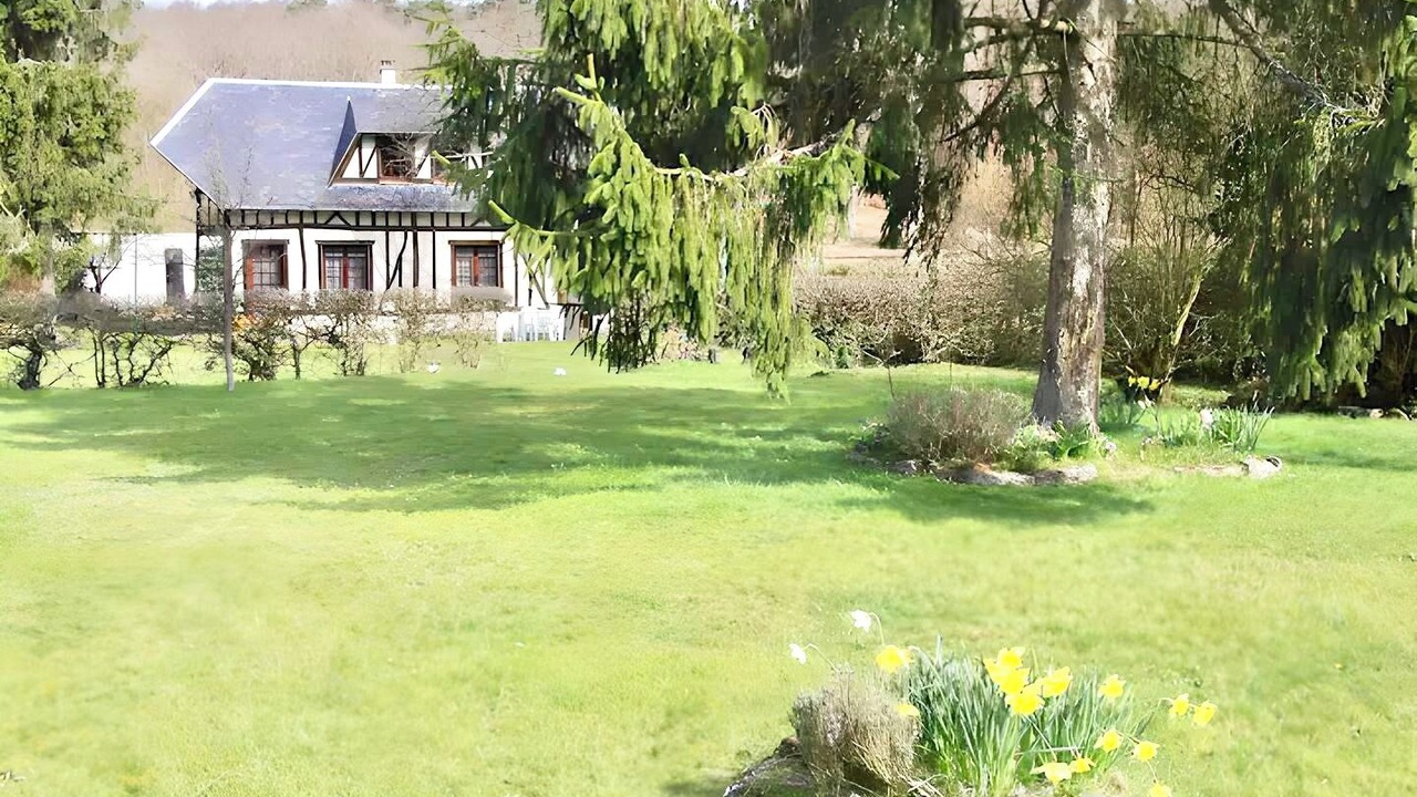 Photo of Outdoor in Beaumont-le-Roger