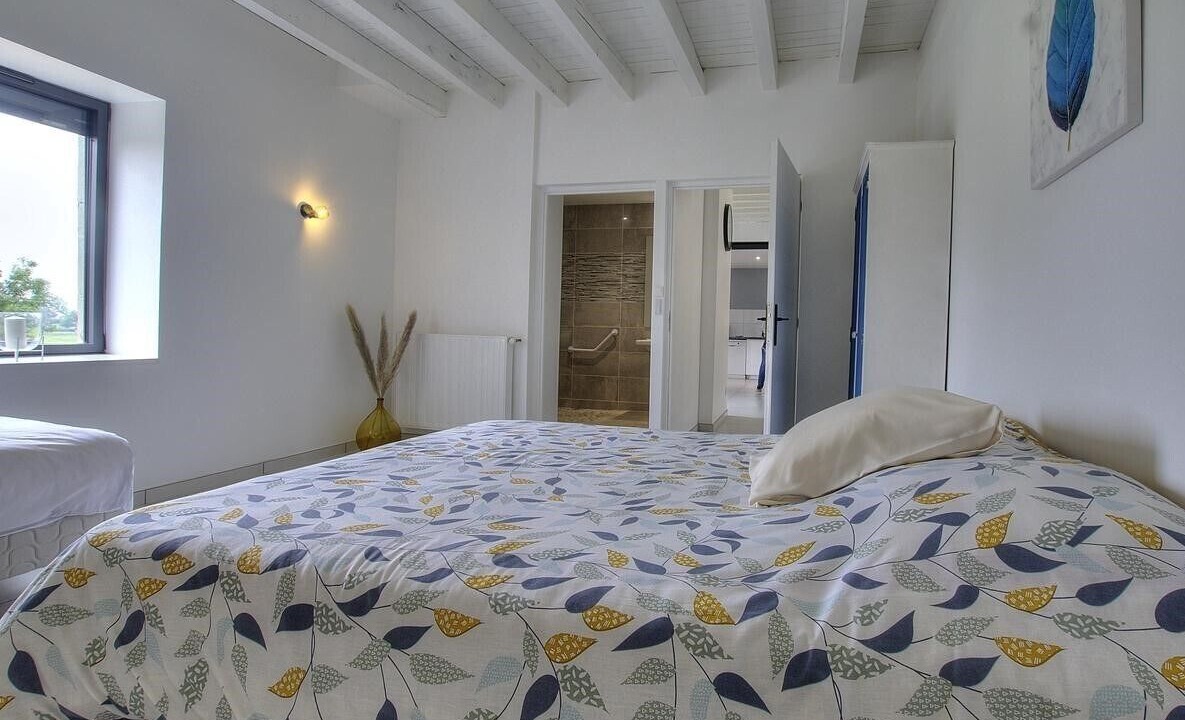 Photo of Bedroom in Saint-Benigne