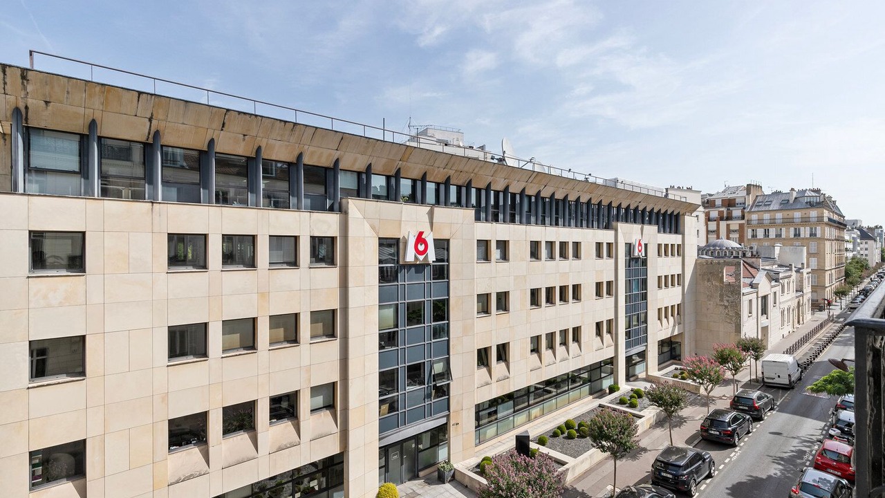 Photo of Outdoor in 17th Arrondissement Batignolles-Monceau