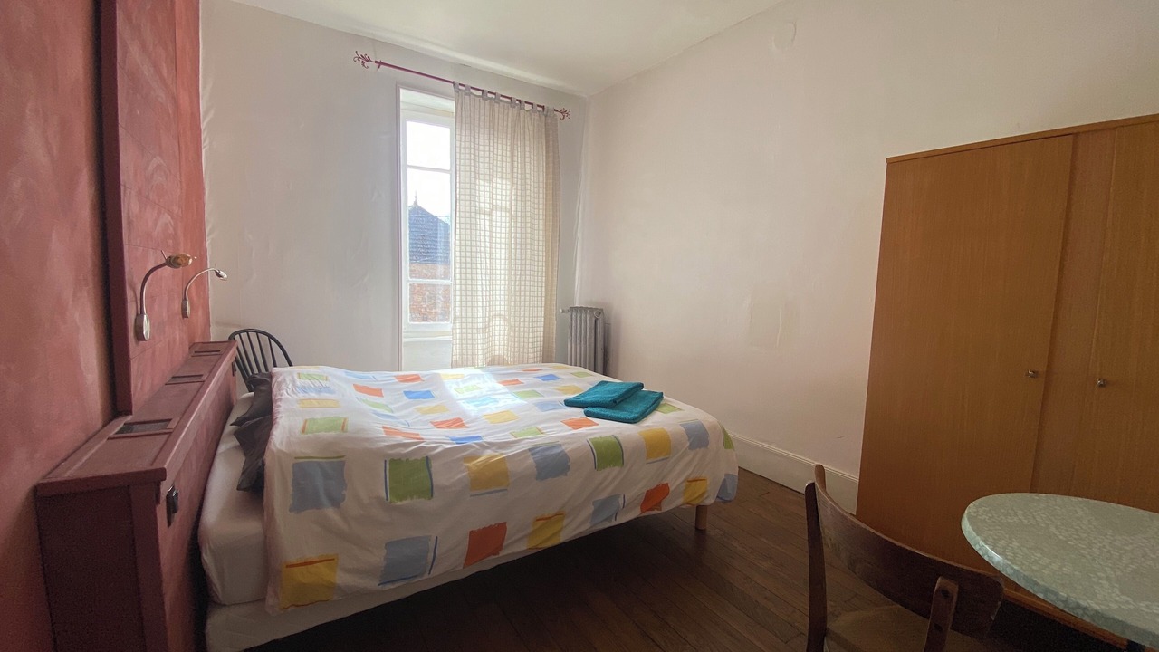Photo of Bedroom in Etrigny