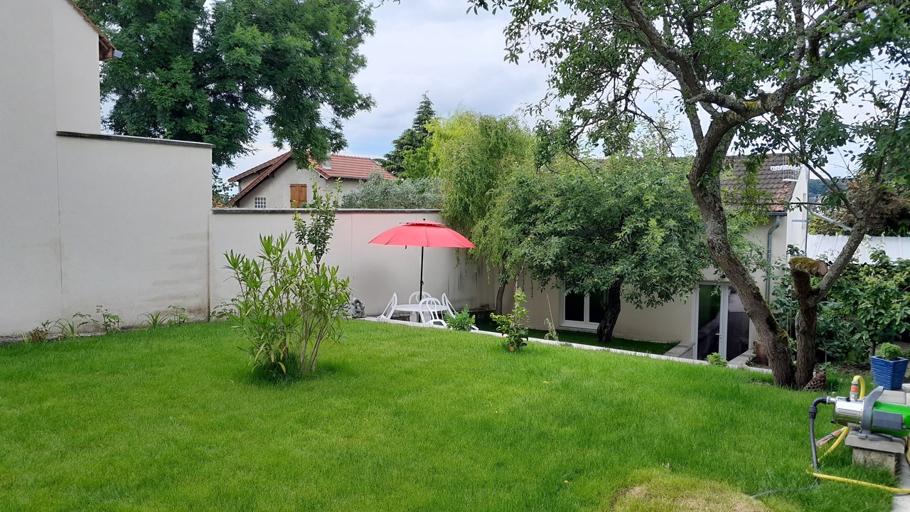 Photo of Outdoor in Yerres