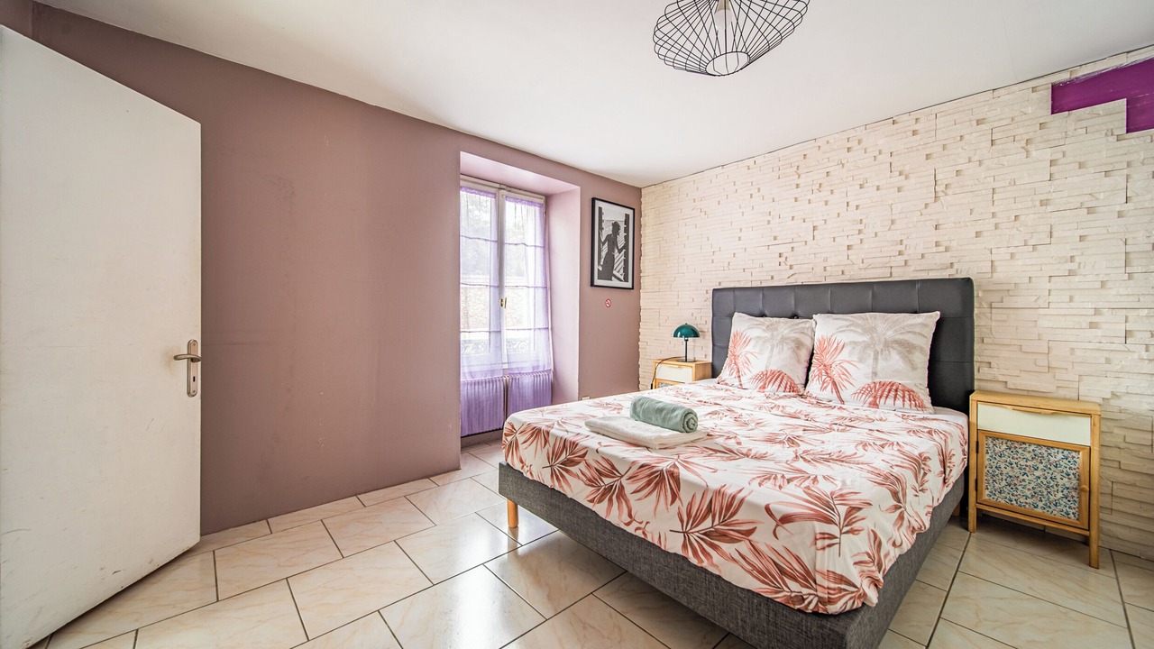 Photo of Bedroom in Saint-Michel-sur-Orge