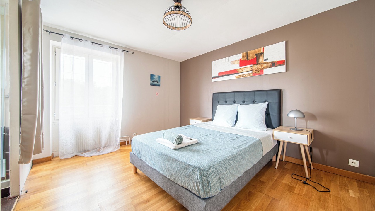 Photo of Bedroom in Saint-Michel-sur-Orge