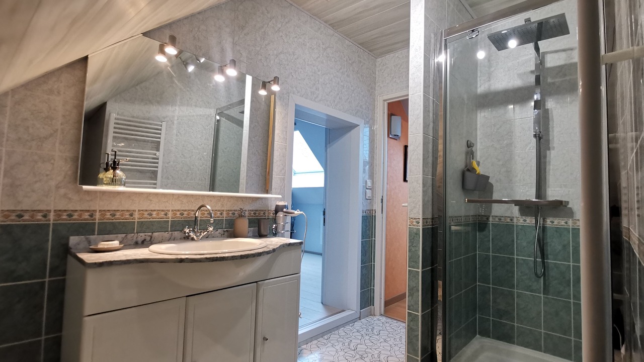 Photo of Bathroom in Meneslies