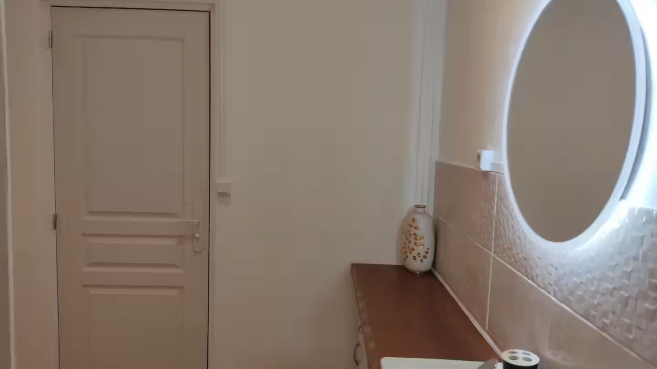 Photo of Bathroom in Saint-Quentin