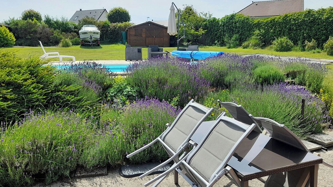 Photo of Outdoor in Vron