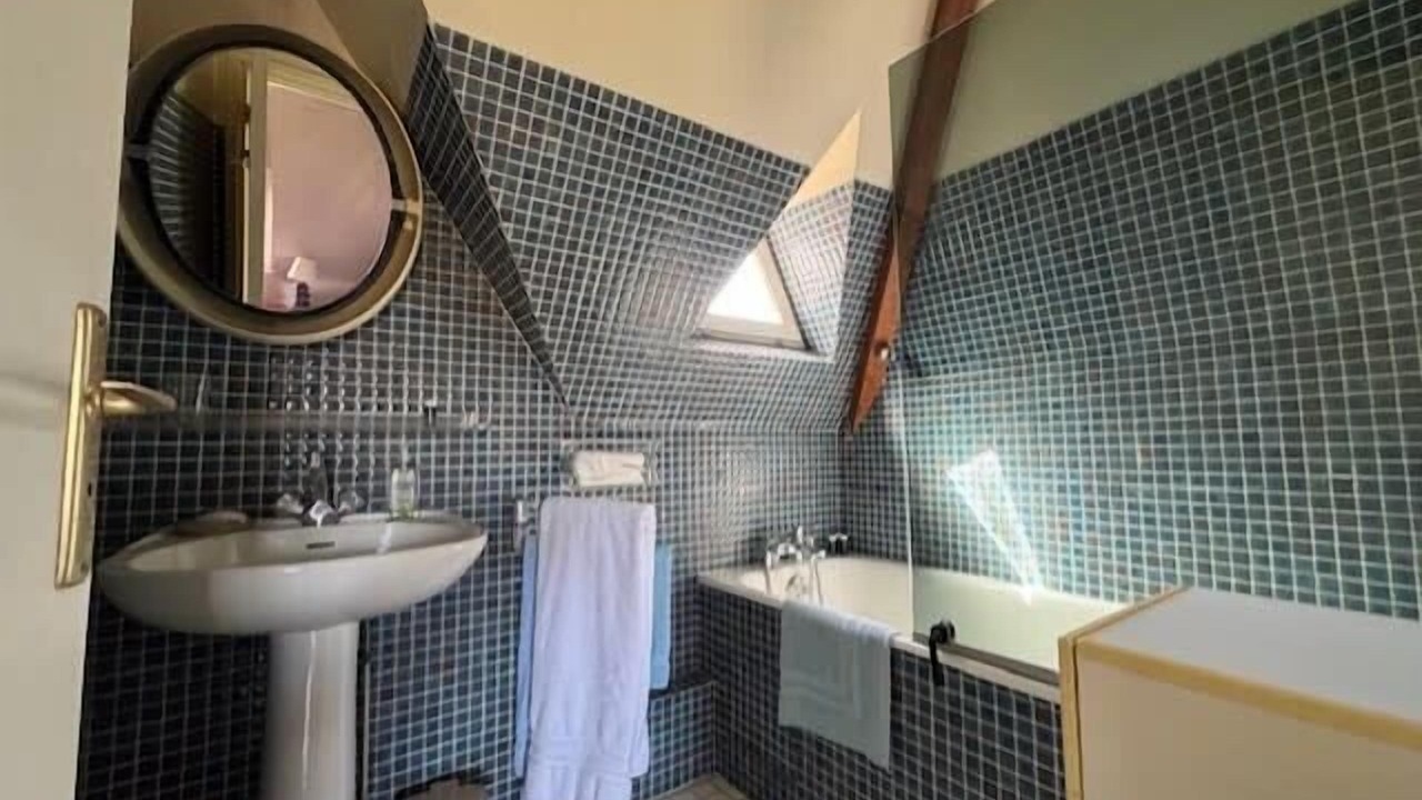 Photo of Bathroom in Tourgeville