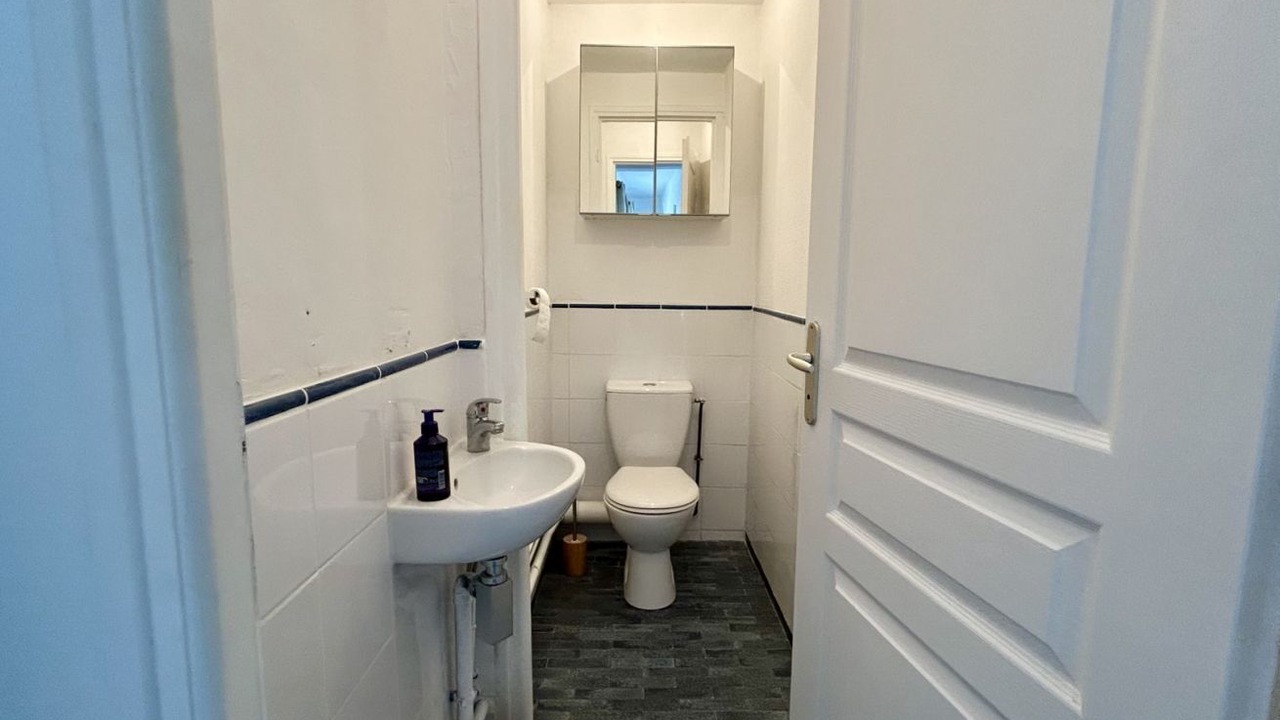 Photo of Bathroom in Pende