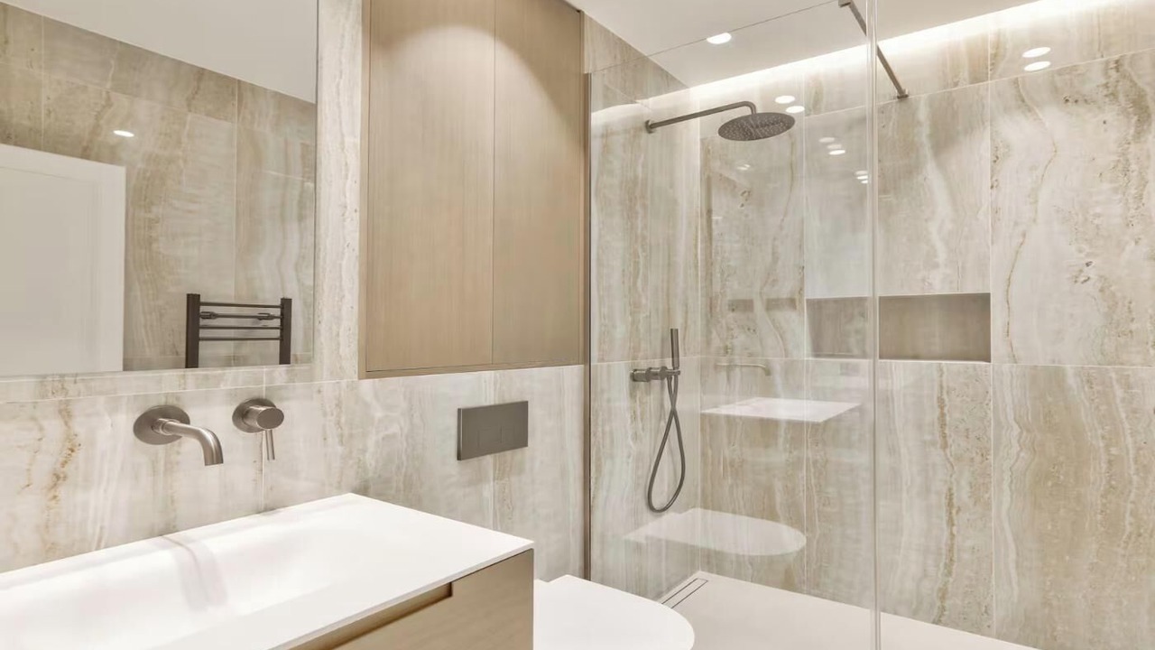 Photo of Bathroom in Madeleine