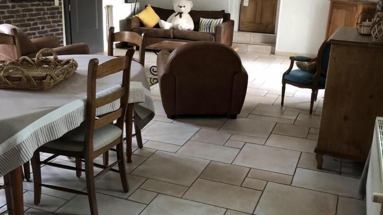 Photo of Livingroom in Carly