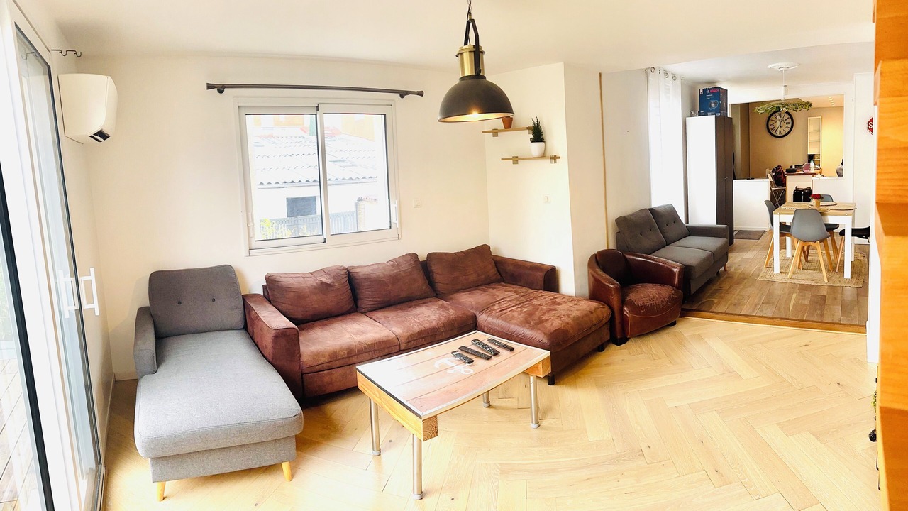 Photo of Livingroom in Colombes