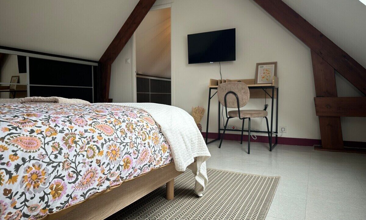 Photo of Bedroom in Chablis