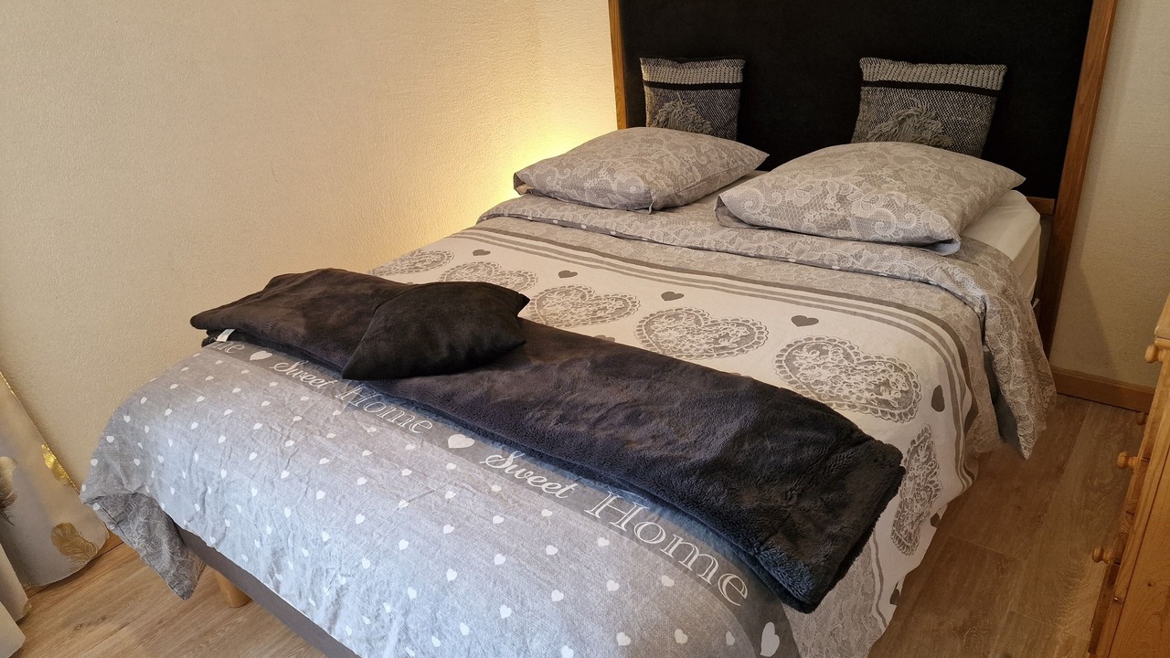Photo of Bedroom in Haute-Saone
