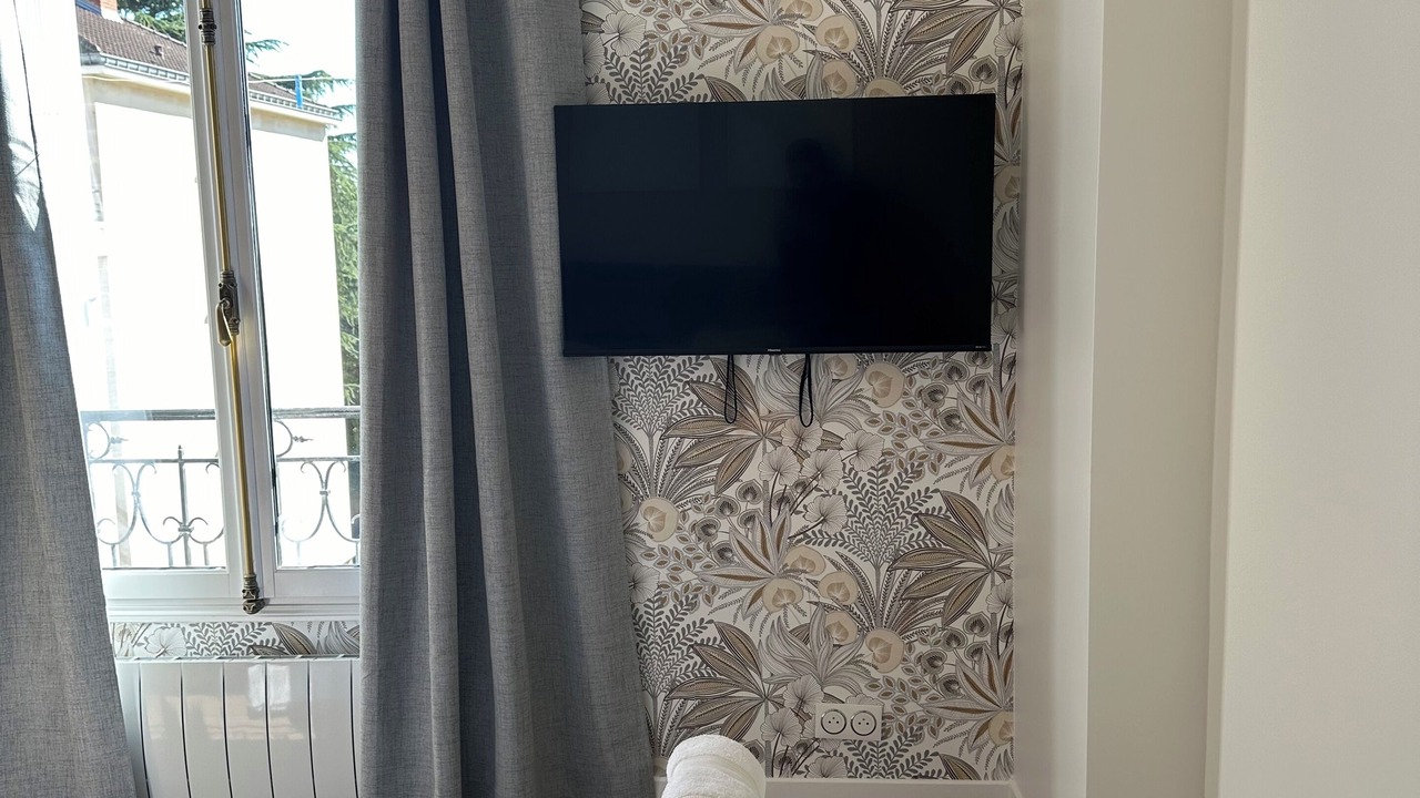 Photo of Bedroom in Enghien-les-Bains