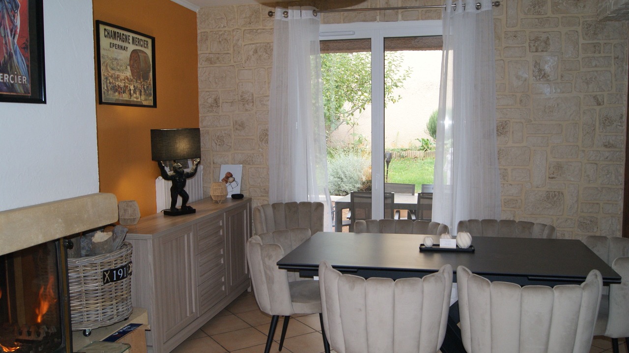 Photo of Others in Epernay