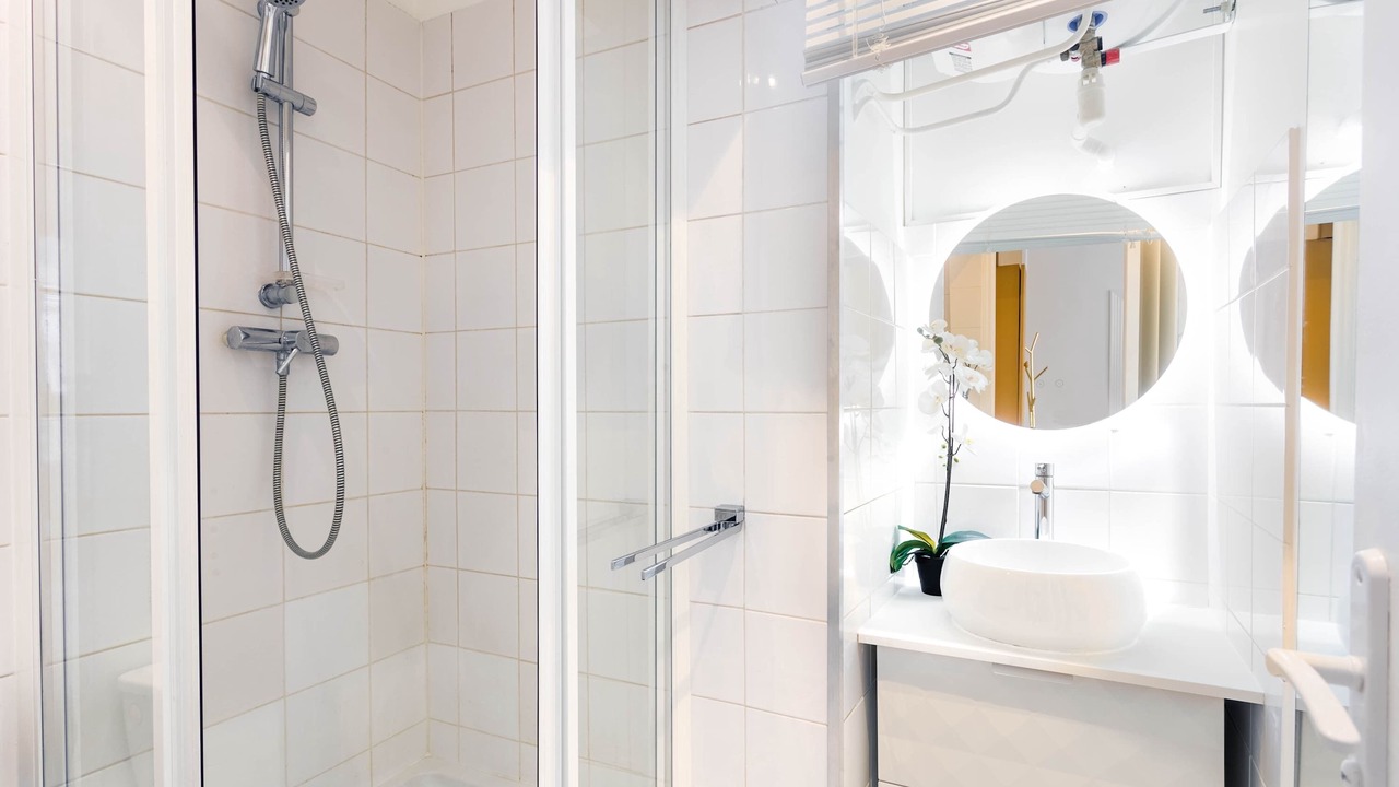 Photo of Bathroom in Enfants-Rouges