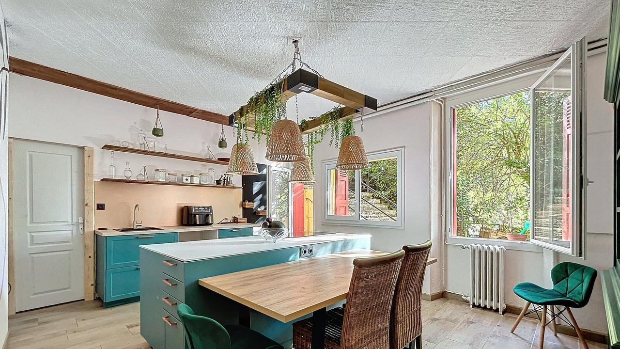 Photo of Kitchen in Bedarieux