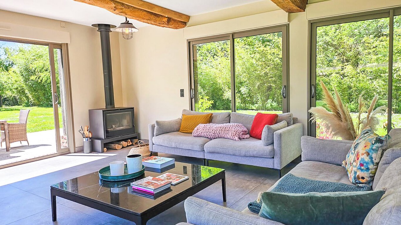 Photo of Livingroom in Saint-Gatien-des-Bois