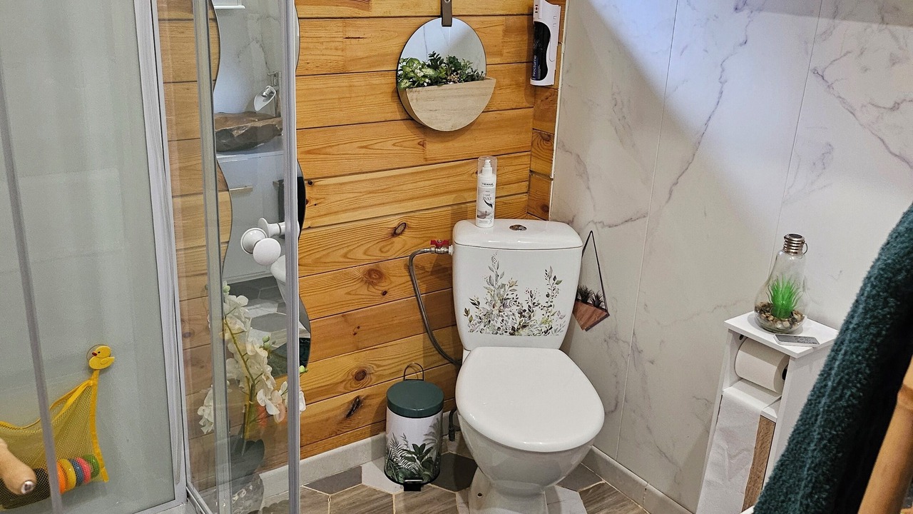 Photo of Bathroom in Les Mazures