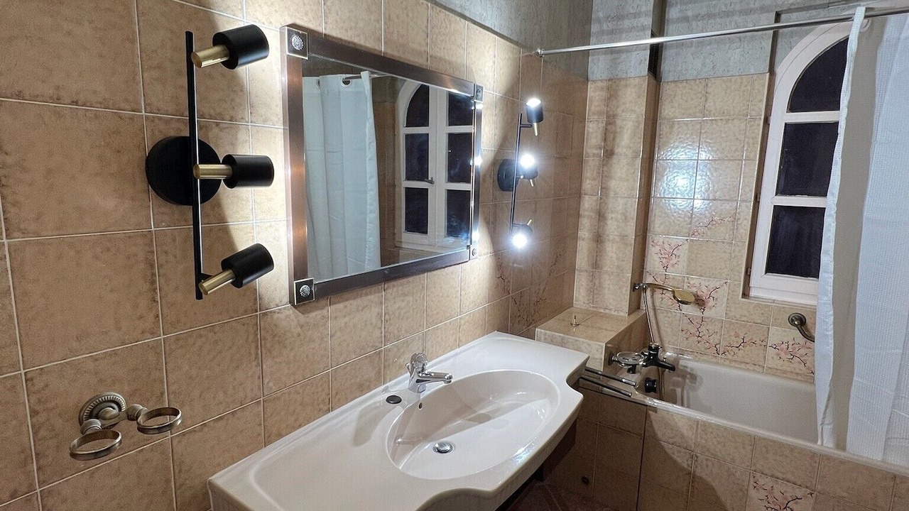 Photo of Bathroom in Muids