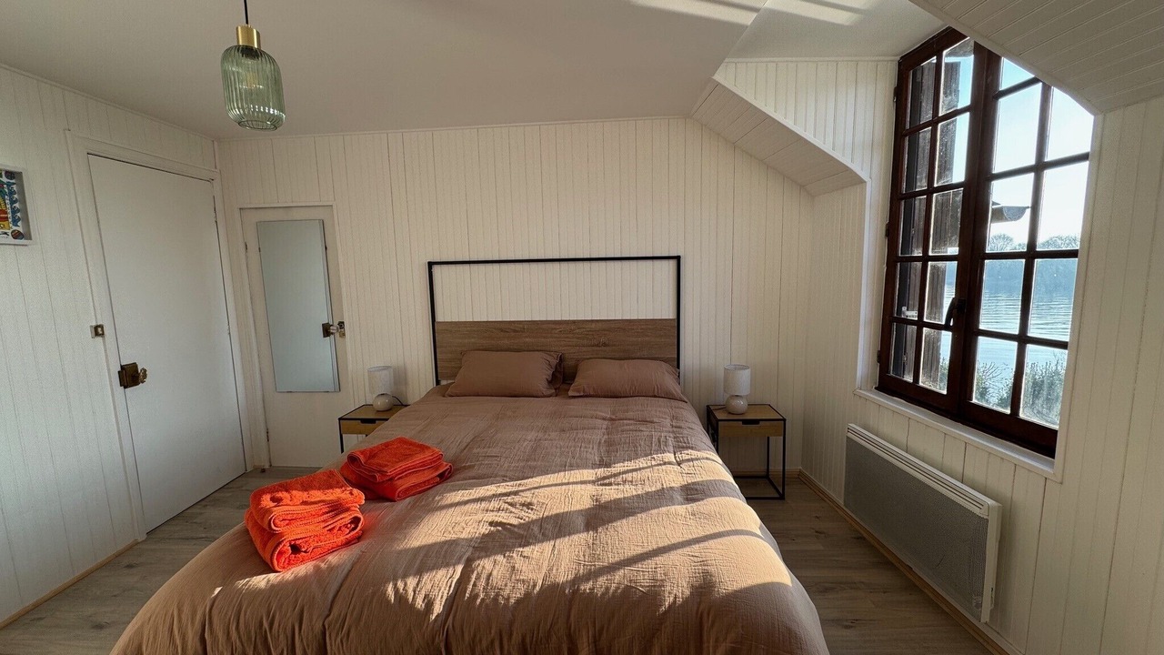 Photo of Bedroom in Muids