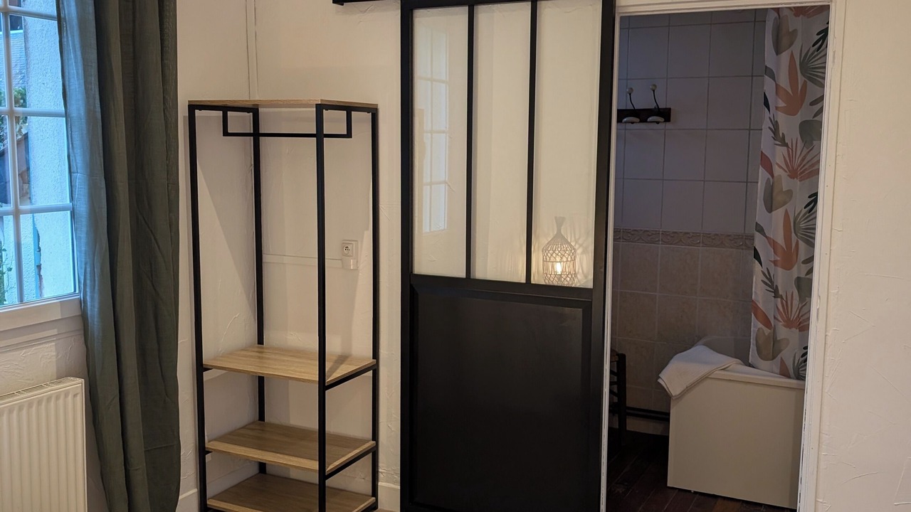 Photo of Bedroom in Saussay-la-Campagne