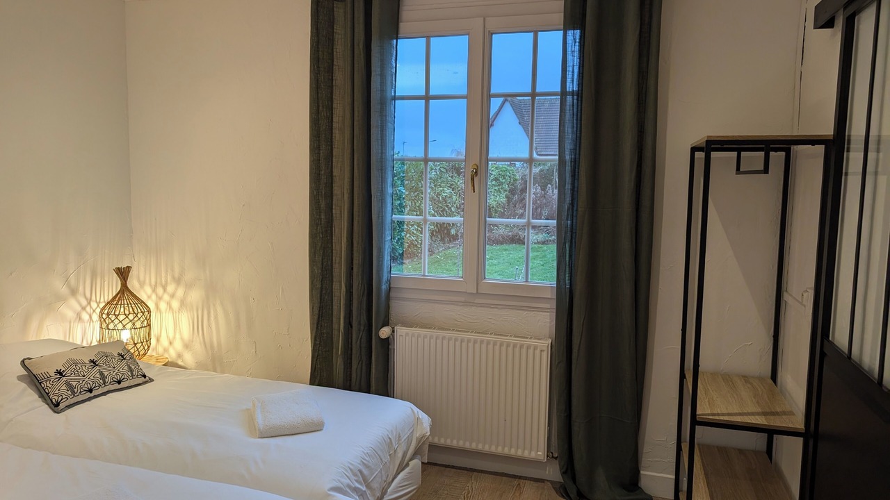 Photo of Bedroom in Saussay-la-Campagne
