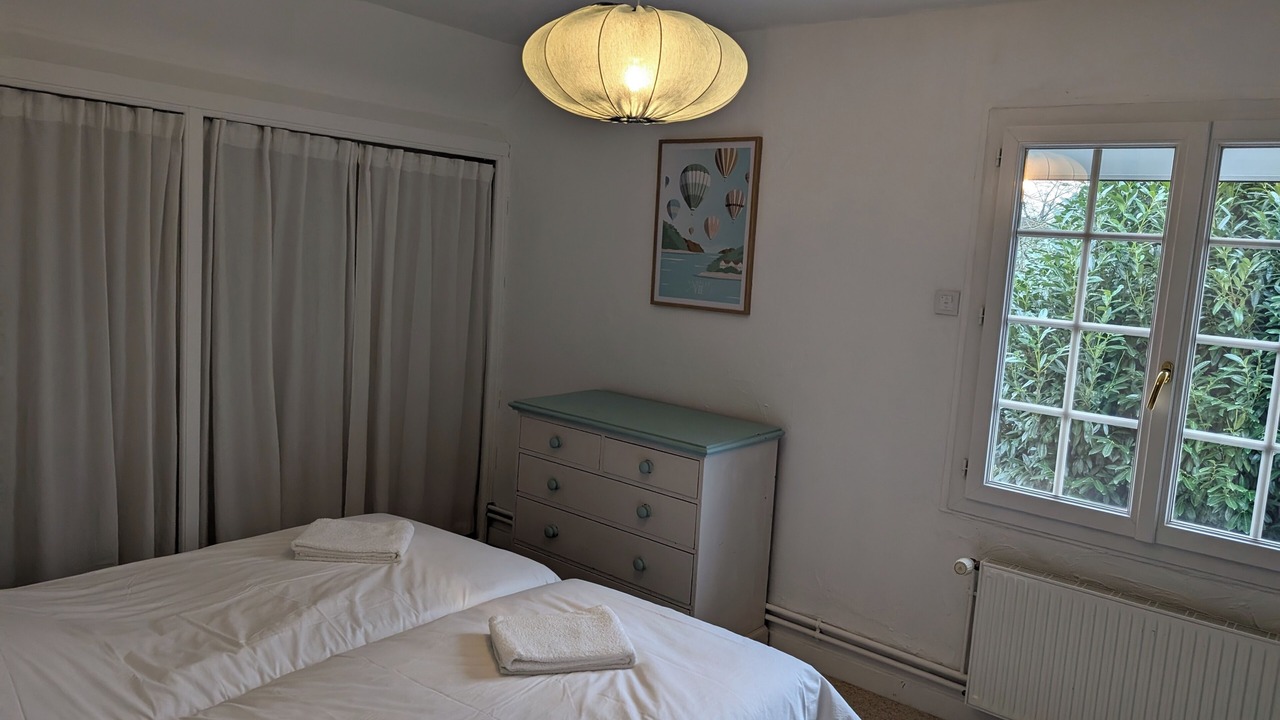 Photo of Bedroom in Saussay-la-Campagne