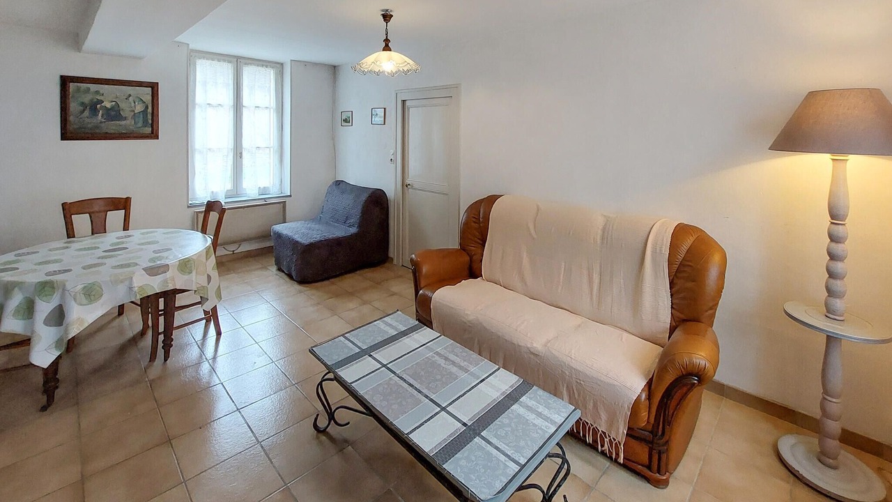Photo of Bedroom in Montliard