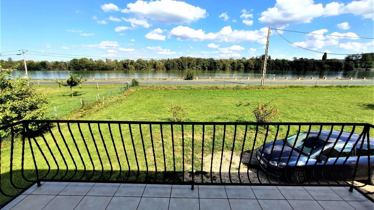 Photo of Outdoor in Le Mesnil-sous-Jumieges