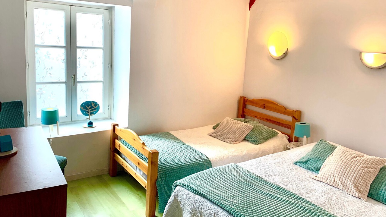 Photo of Bedroom in Pronleroy