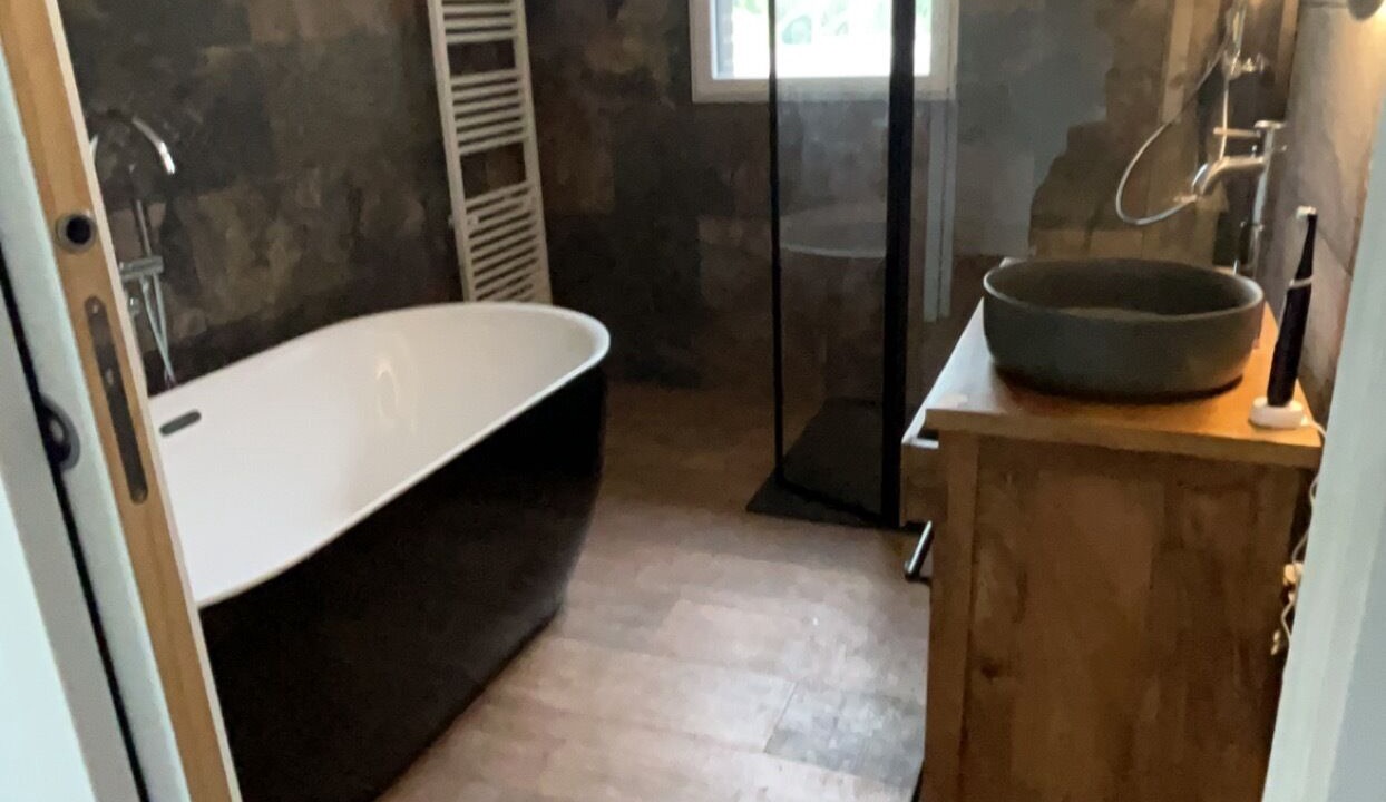 Photo of Bathroom in Croix-en-Ternois