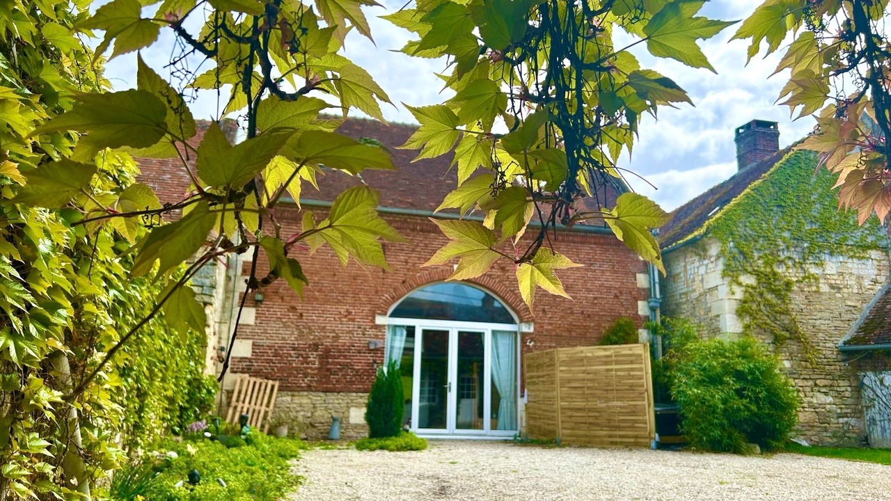 Photo of Outdoor in Pronleroy